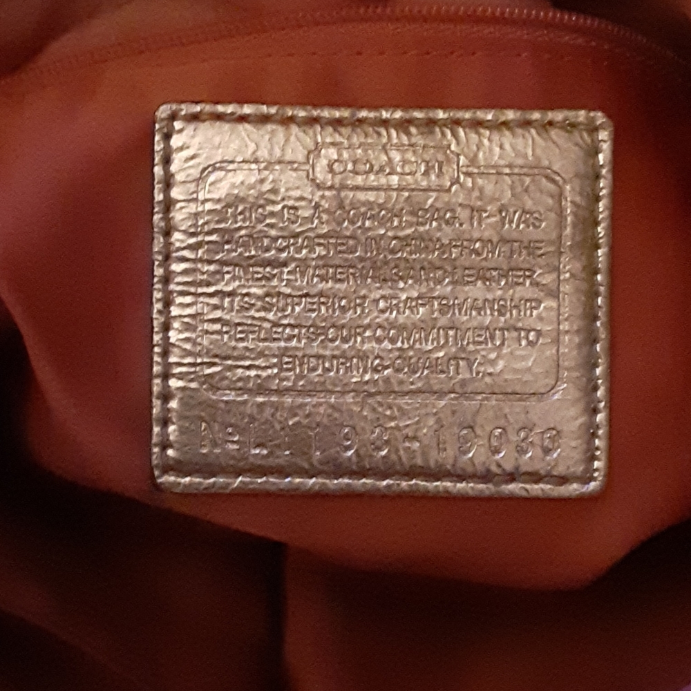 Coach purse - Picture 4 of 4